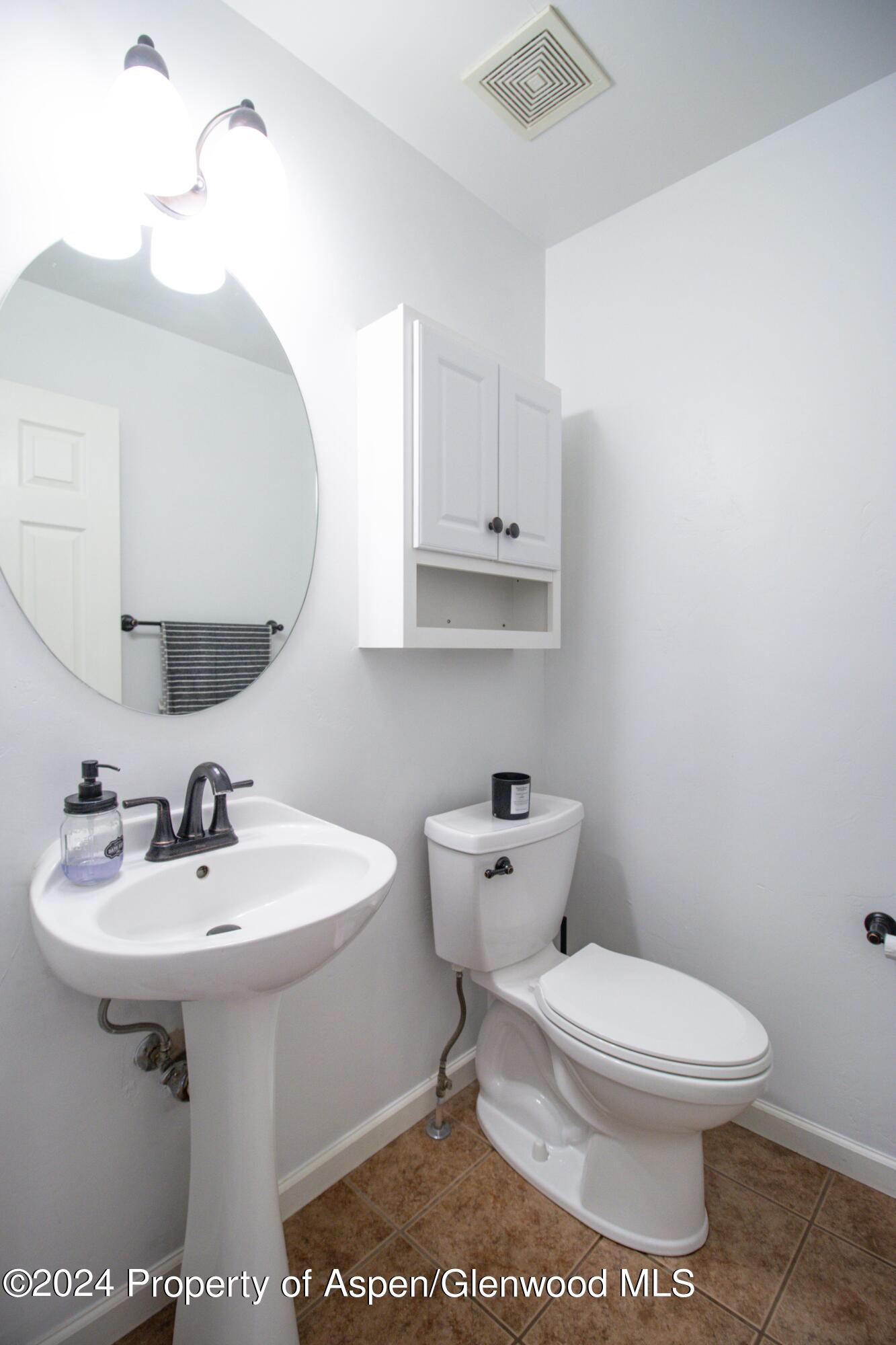 1225 East 18th Way Rifle, CO 81650 - Photo 6 of 20 half bath