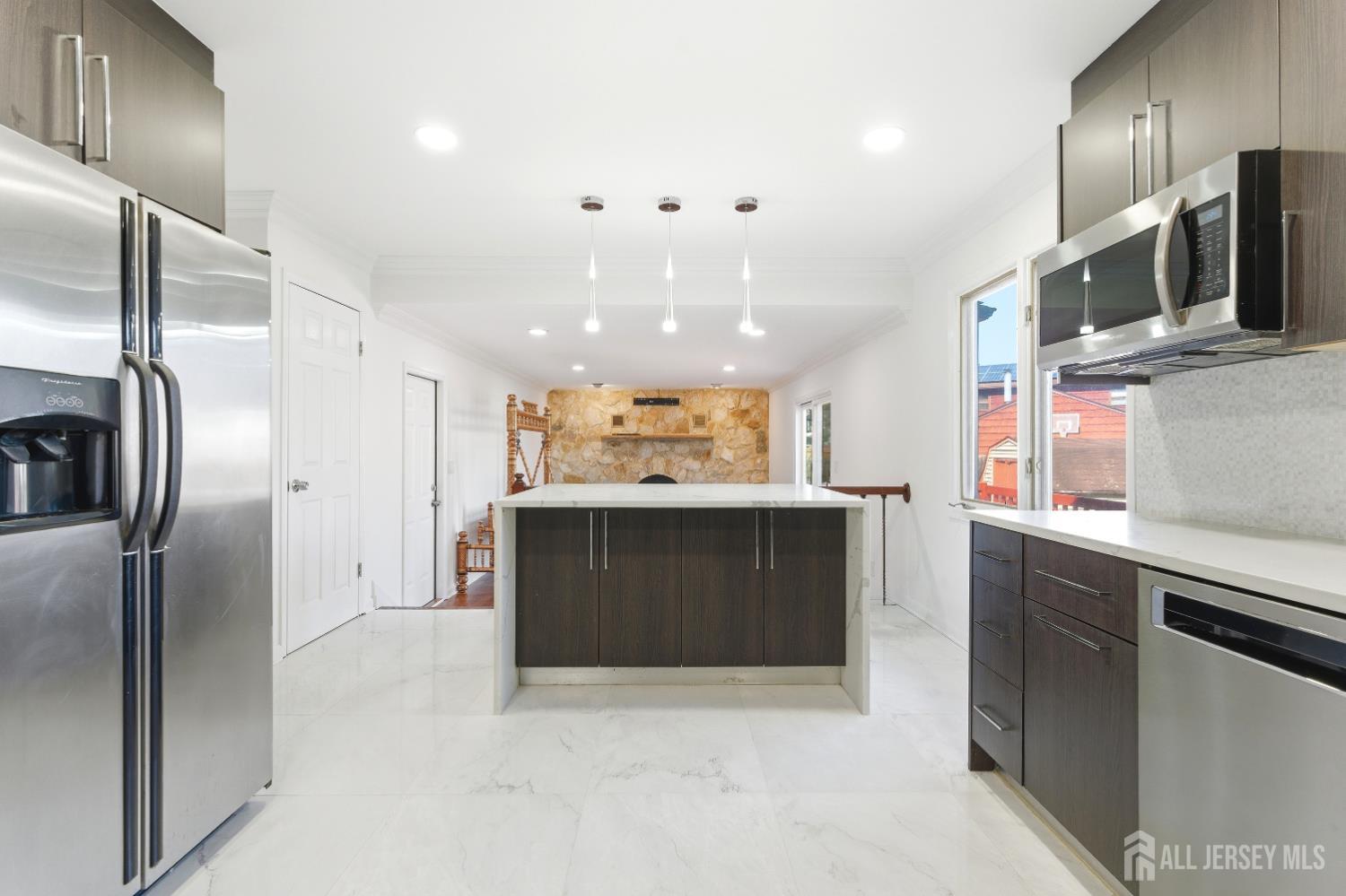 16 McKinley Street Edison, NJ 08820 - Photo 11 of 38