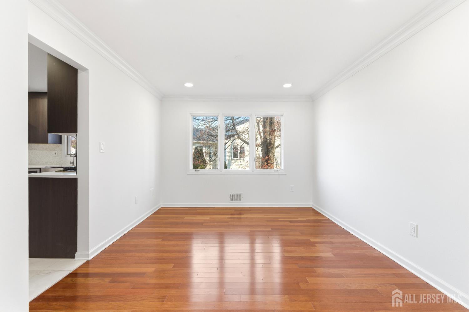 16 McKinley Street Edison, NJ 08820 - Photo 14 of 38