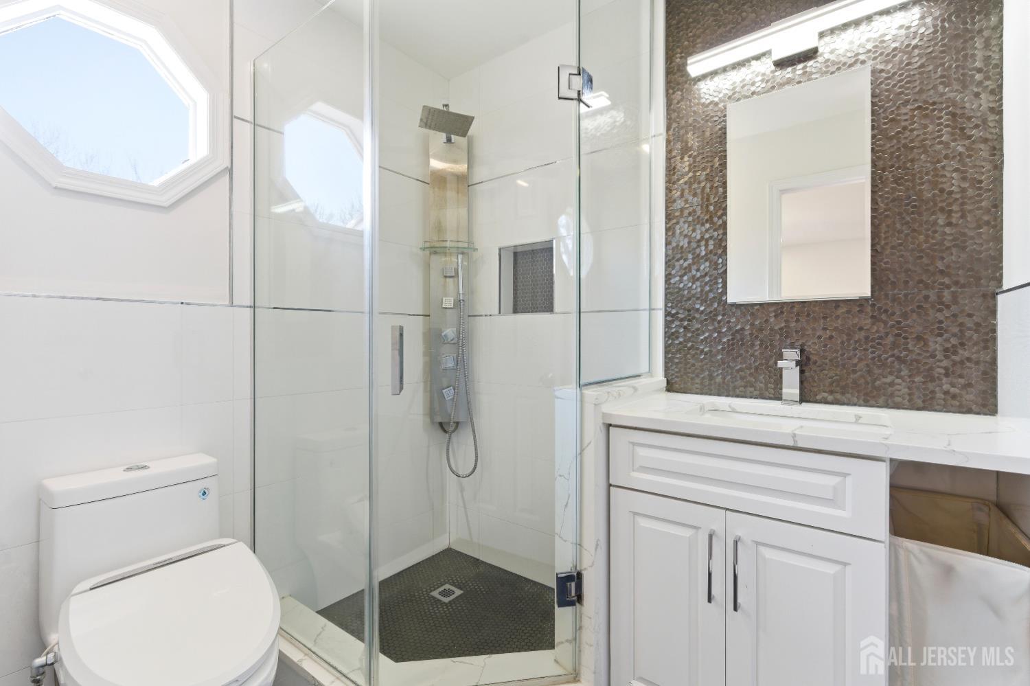 16 McKinley Street Edison, NJ 08820 - Photo 20 of 38