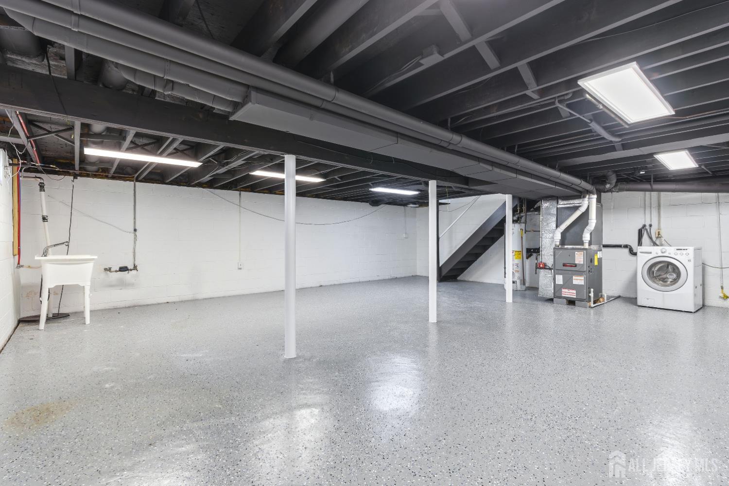 16 McKinley Street Edison, NJ 08820 - Photo 30 of 38