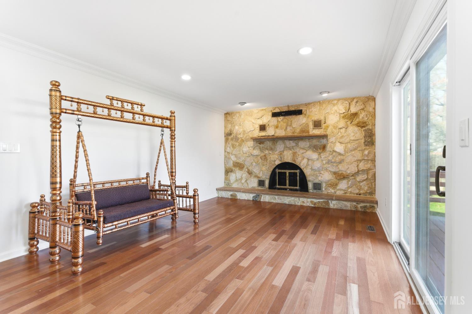 16 McKinley Street Edison, NJ 08820 - Photo 7 of 38