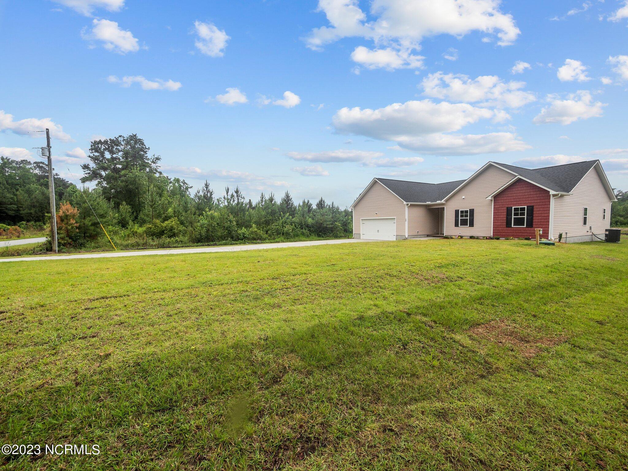 154 Padgett Road Maple Hill, NC 28454 - Photo 36 of 45 50-web-or-mls-07