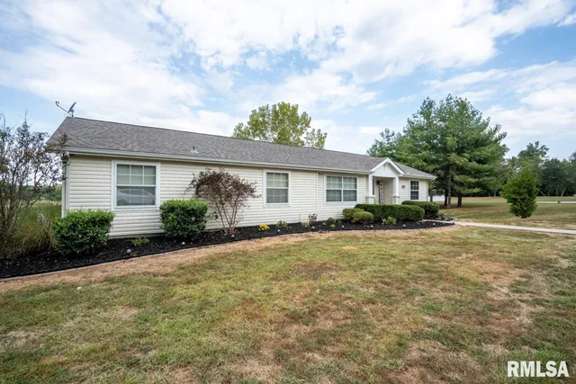 $389,999 | 12451 Dahmer Way, Carterville, IL 62918