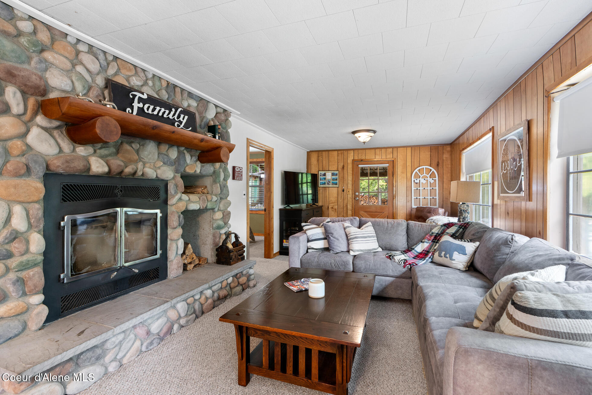 3713 Reeder Bay Road Nordman, ID 83848 - Photo 4 of 33 Int 3
