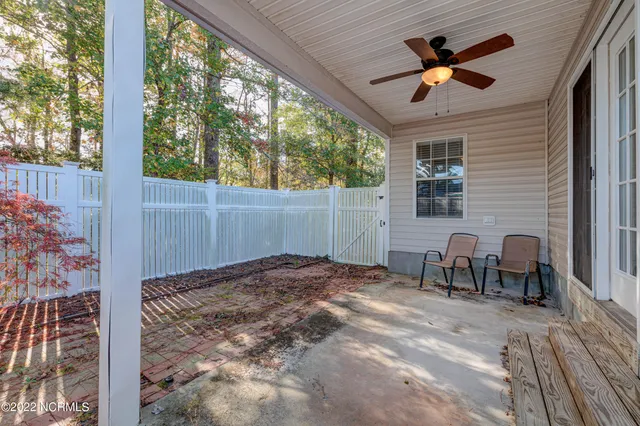 $2,500 | 208 Waters Point Court, Wilmington, NC 28412