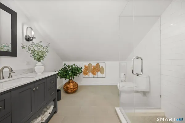 $979,900 | 1209 Daniels Farm Road, Trumbull, CT 06611