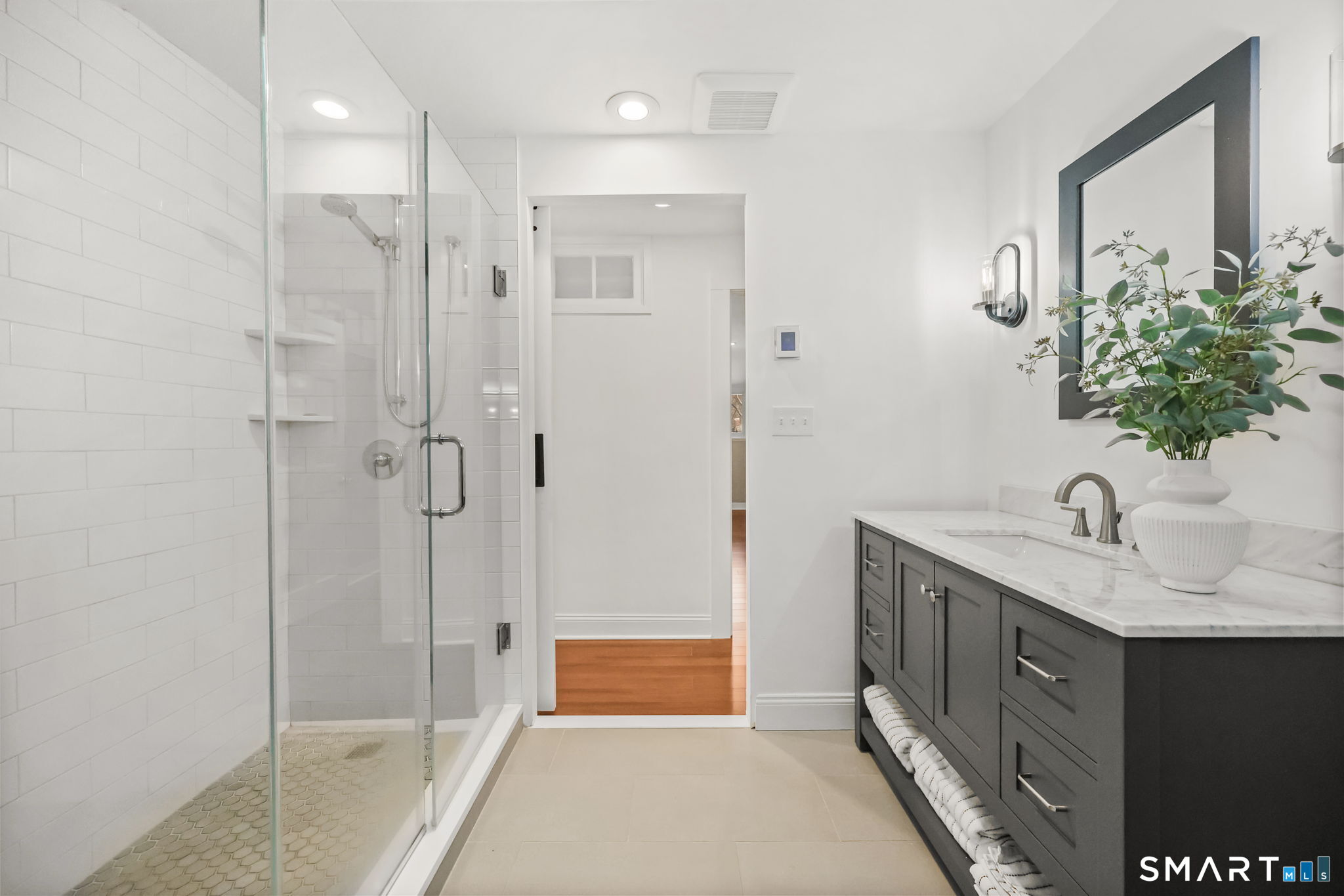 1209 Daniels Farm Road Trumbull, CT 06611 - Photo 24 of 40