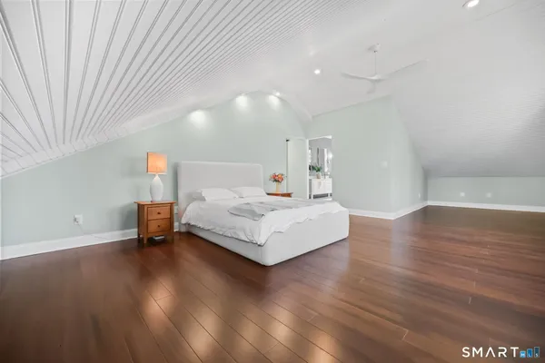 $979,900 | 1209 Daniels Farm Road, Trumbull, CT 06611