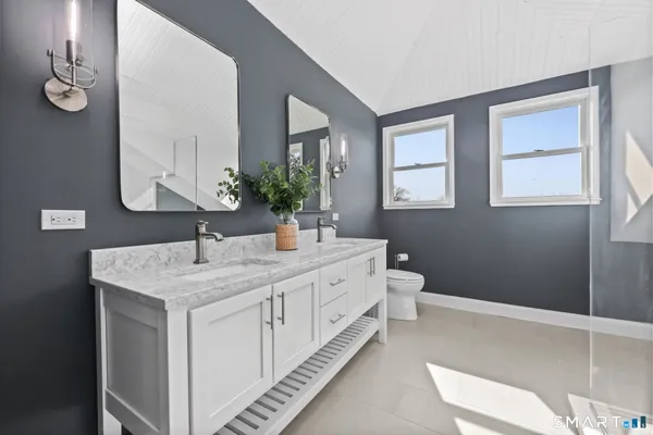 $979,900 | 1209 Daniels Farm Road, Trumbull, CT 06611