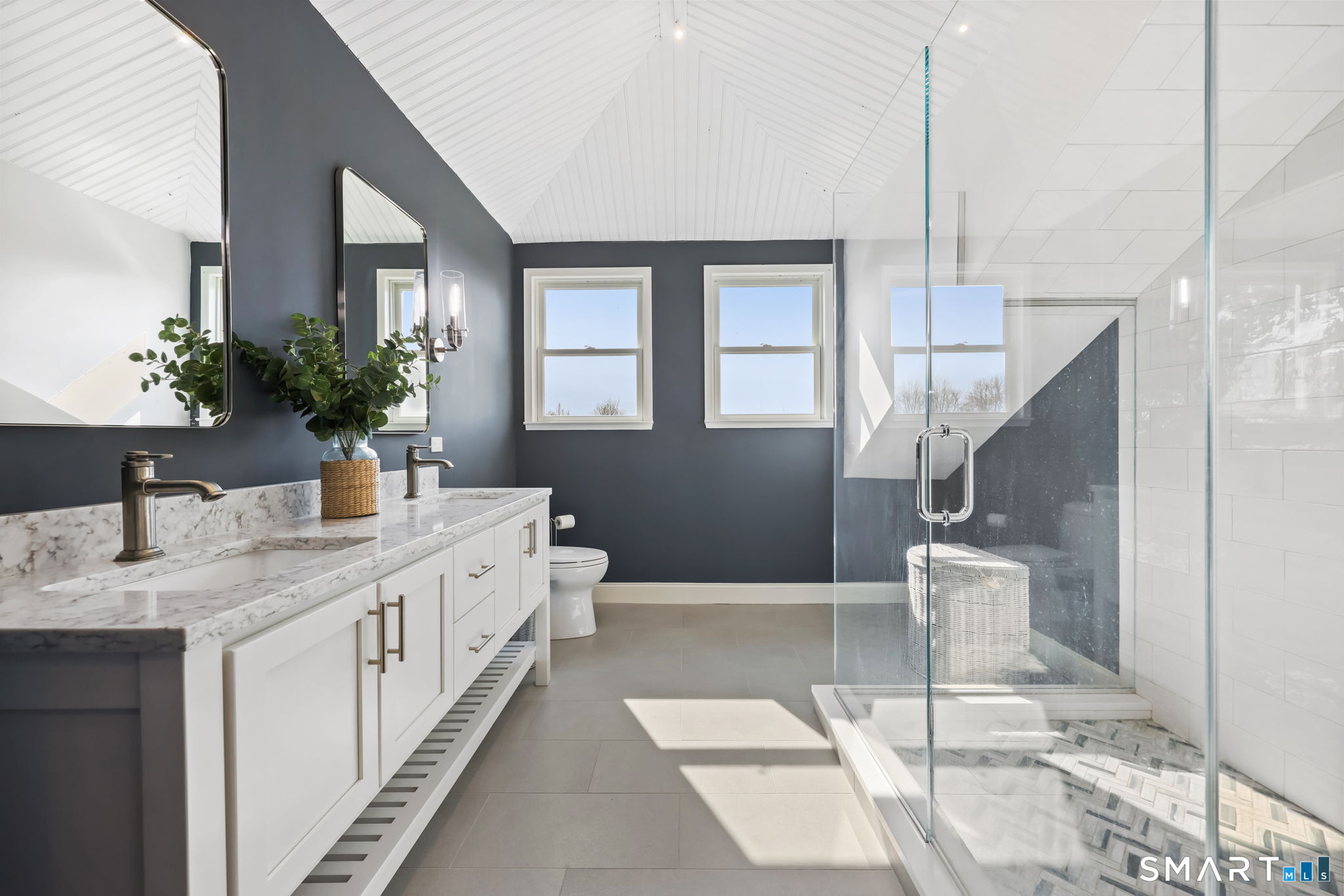 1209 Daniels Farm Road Trumbull, CT 06611 - Photo 28 of 40