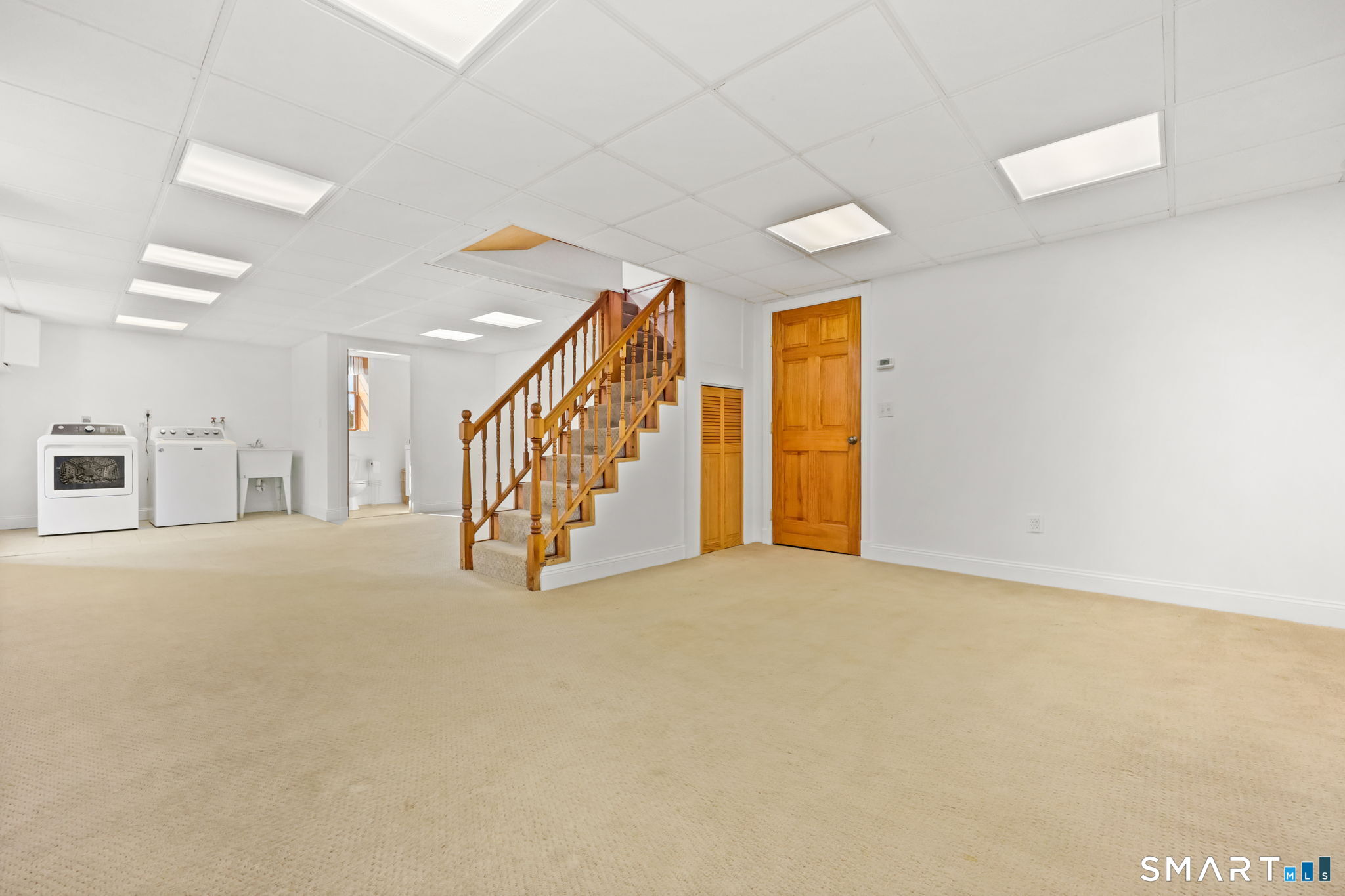 1209 Daniels Farm Road Trumbull, CT 06611 - Photo 30 of 40