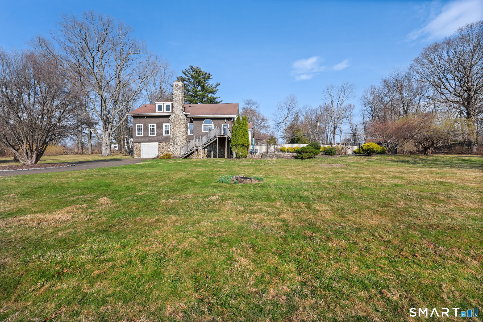 1209 Daniels Farm Road Trumbull, CT 06611 - Photo 37 of 40