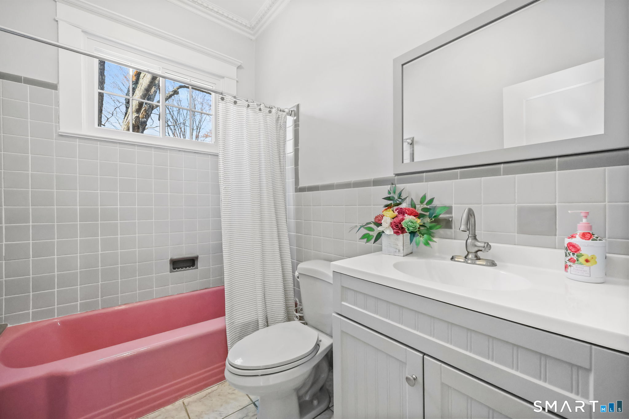 1209 Daniels Farm Road Trumbull, CT 06611 - Photo 10 of 40