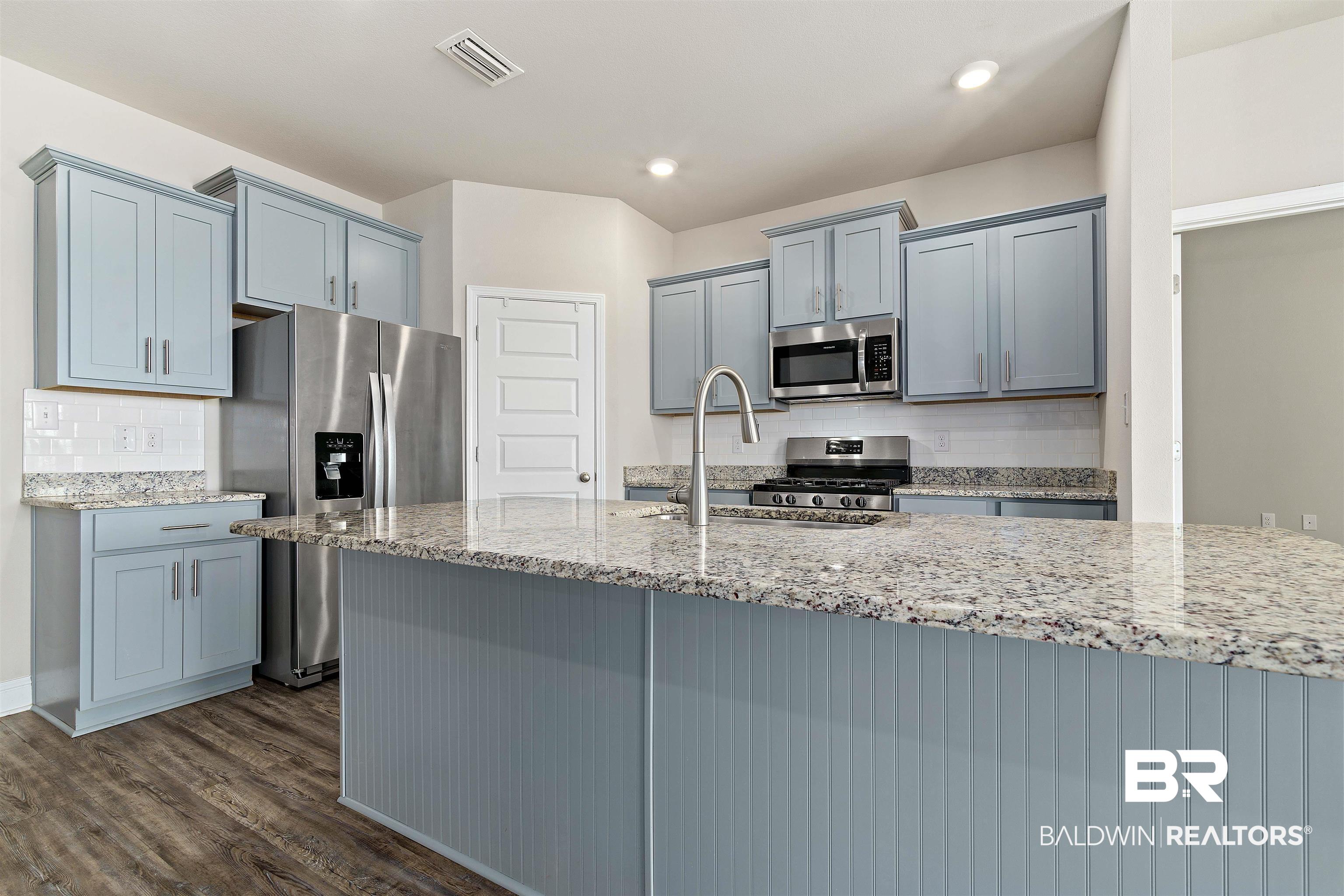 9366 Swan Point Road Daphne, AL 36526 - Photo 7 of 26