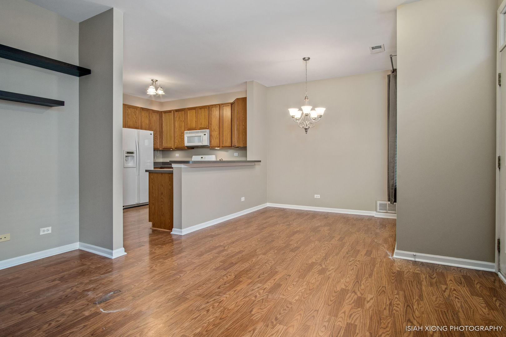 220 Springbrook Trail South Oswego, IL 60543 - Photo 4 of 26