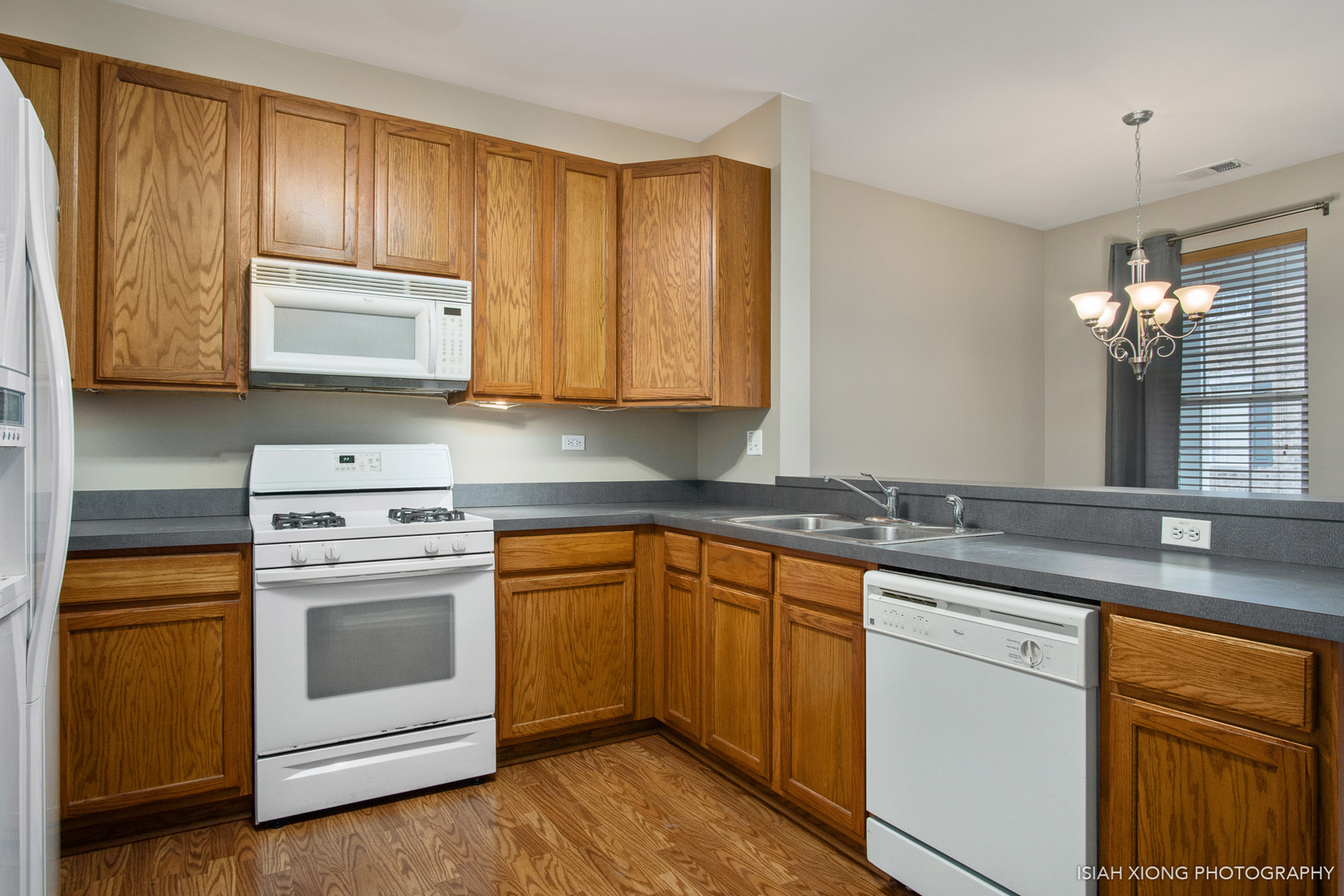 220 Springbrook Trail South Oswego, IL 60543 - Photo 9 of 26