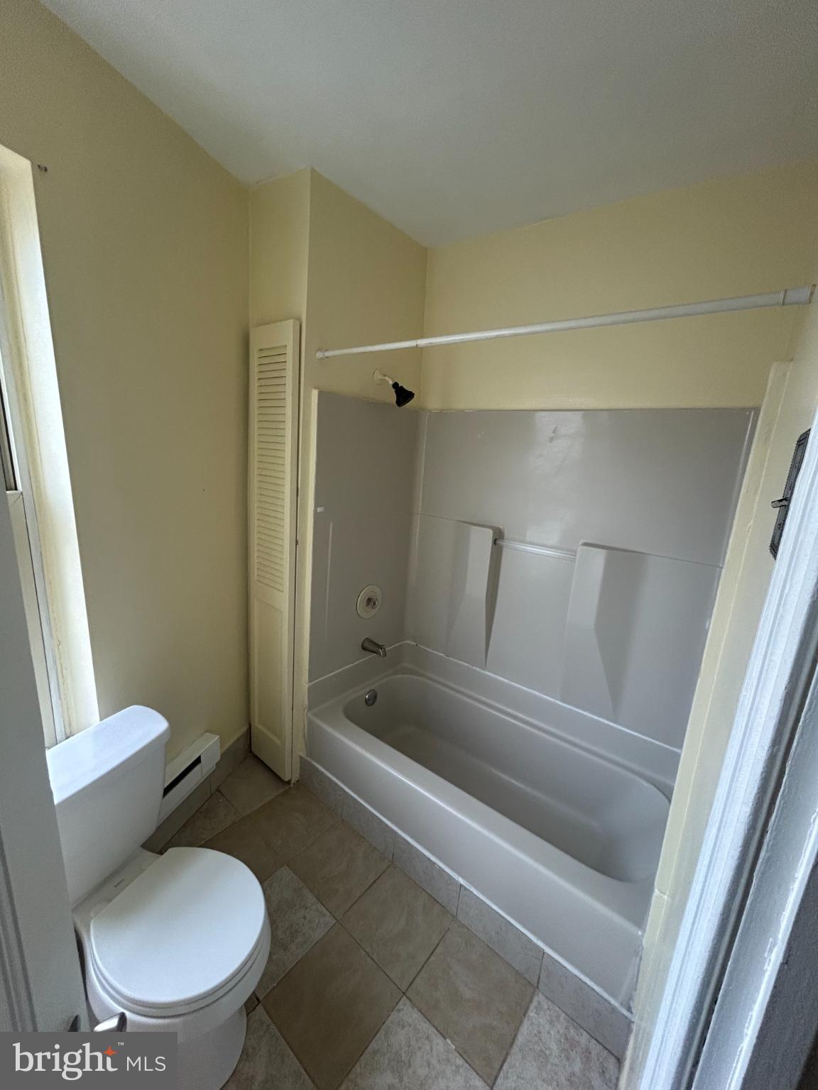 349 Pearl Street Reading, PA 19602 - Photo 12 of 17 Bright and inviting bathroom retreat.