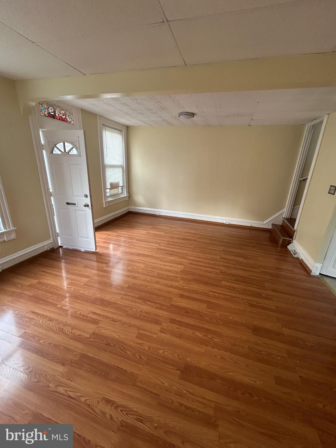 349 Pearl Street Reading, PA 19602 - Photo 4 of 17 Bright and inviting open space awaits you.