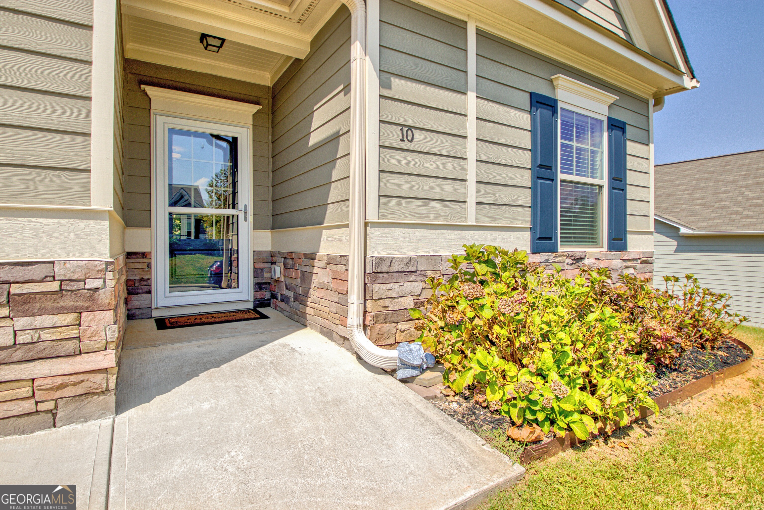 10 Vintage Avenue Newnan, GA 30265 - Photo 2 of 22