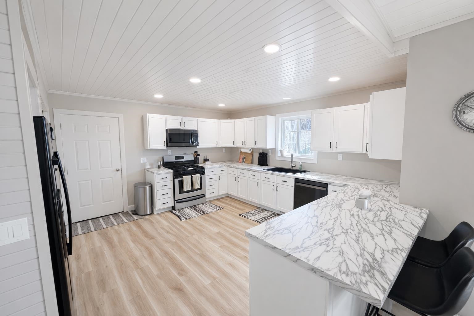 4175 Hicks Road Beaverton, MI 48612 - Photo 22 of 23