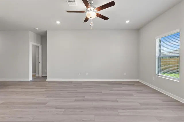 $1,785 | 220 Lazy Lizzy Road, Jarrell, TX 76537