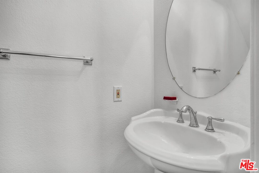 6342 Jonathon Street Lancaster, CA 93536 - Photo 21 of 39