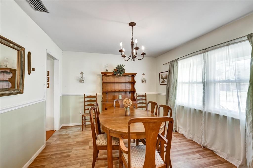 735 Indus Road Venice, FL 34293 - Photo 11 of 37 Gallery Image 11
