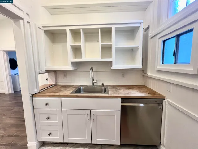 $675,000 | 1707-1709 Peralta Street, Oakland, CA 94607