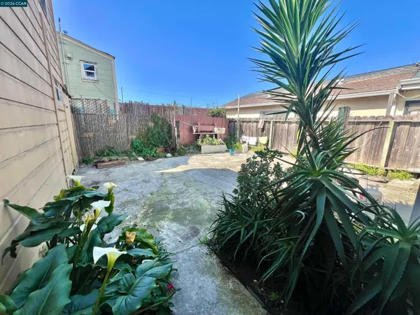 $675,000 | 1707-1709 Peralta Street, Oakland, CA 94607