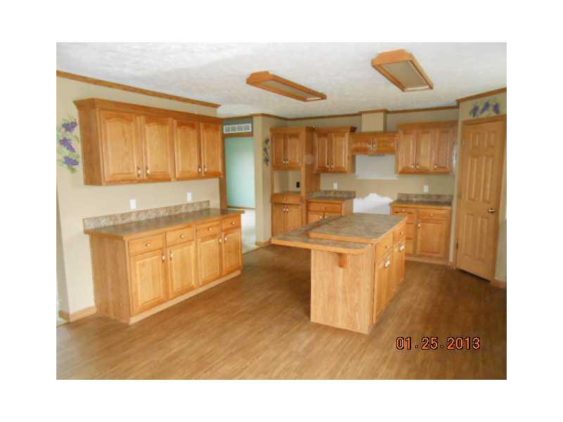 8900 Water Tank Road Poseyville, IN 47633 - Photo 5 of 6 Gallery Image 5