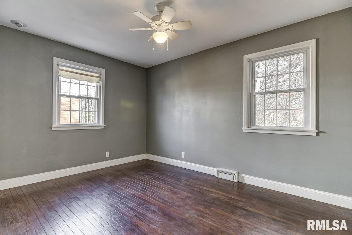 117 Circle Drive Springfield, IL 62703 - Photo 19 of 38 Gallery Image 19