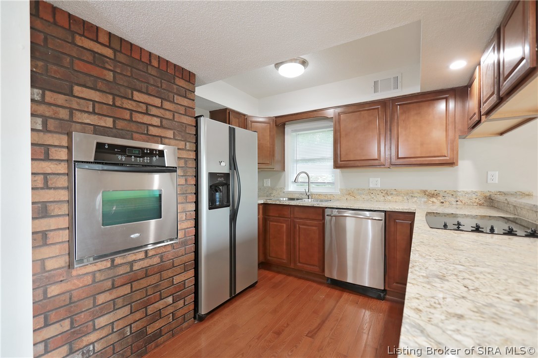 122 Hertzsch Road Jeffersonville, IN 47130 - Photo 18 of 56