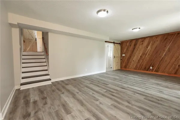 $399,900 | 122 Hertzsch Road, Jeffersonville, IN 47130