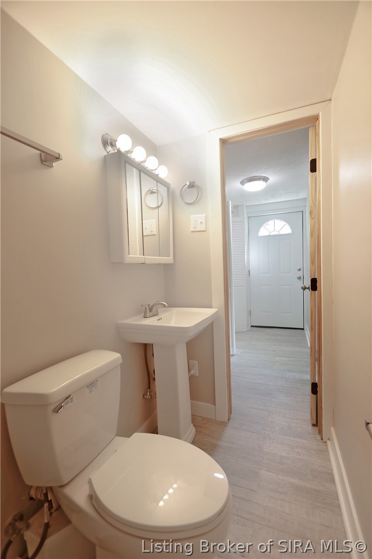 122 Hertzsch Road Jeffersonville, IN 47130 - Photo 26 of 56