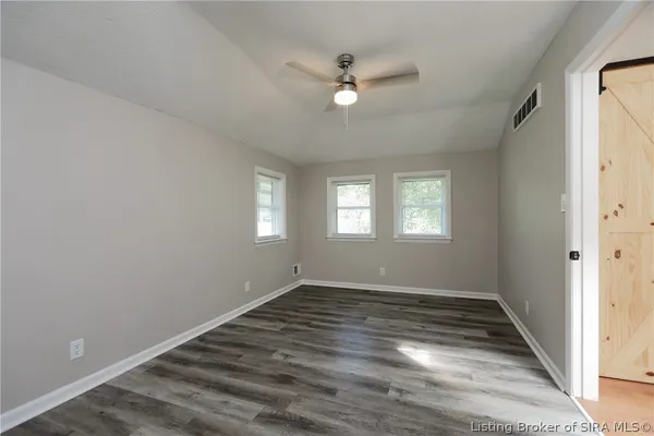 $399,900 | 122 Hertzsch Road, Jeffersonville, IN 47130