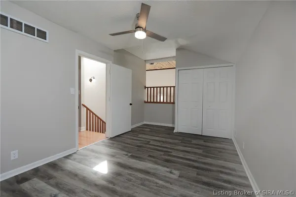$399,900 | 122 Hertzsch Road, Jeffersonville, IN 47130