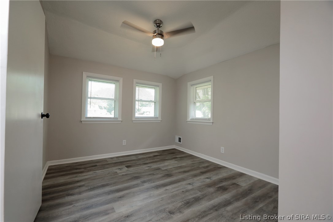 122 Hertzsch Road Jeffersonville, IN 47130 - Photo 48 of 56