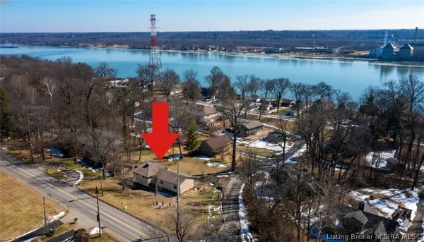 $399,900 | 122 Hertzsch Road, Jeffersonville, IN 47130