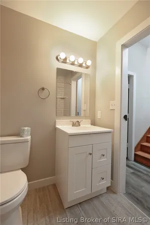 $399,900 | 122 Hertzsch Road, Jeffersonville, IN 47130
