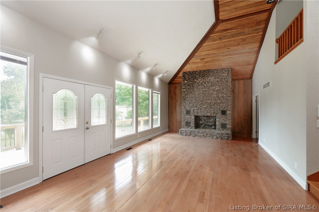 122 Hertzsch Road Jeffersonville, IN 47130 - Photo 9 of 56