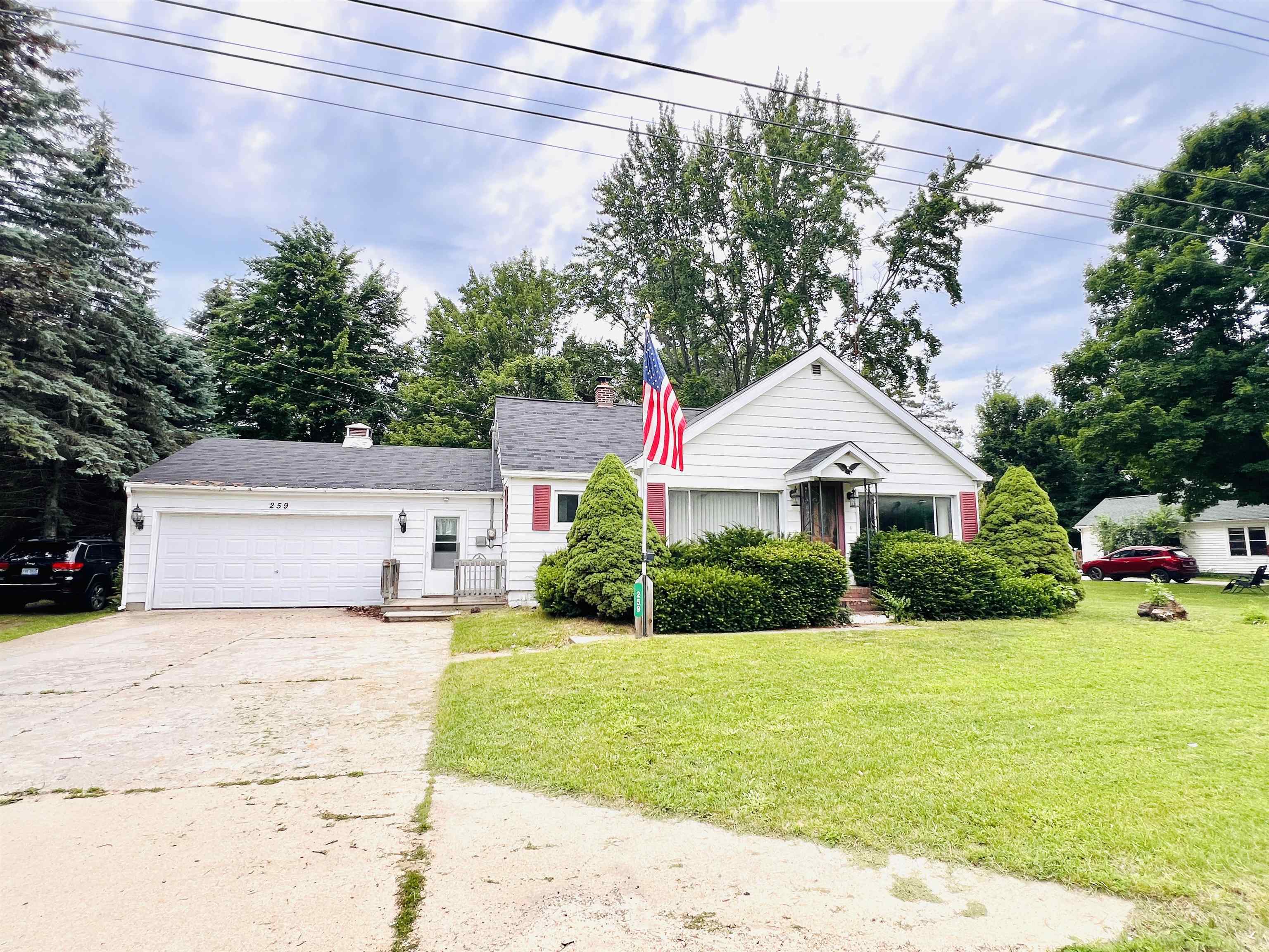 259 North Morey Road Lake City, MI 49651 - Photo 6 of 47