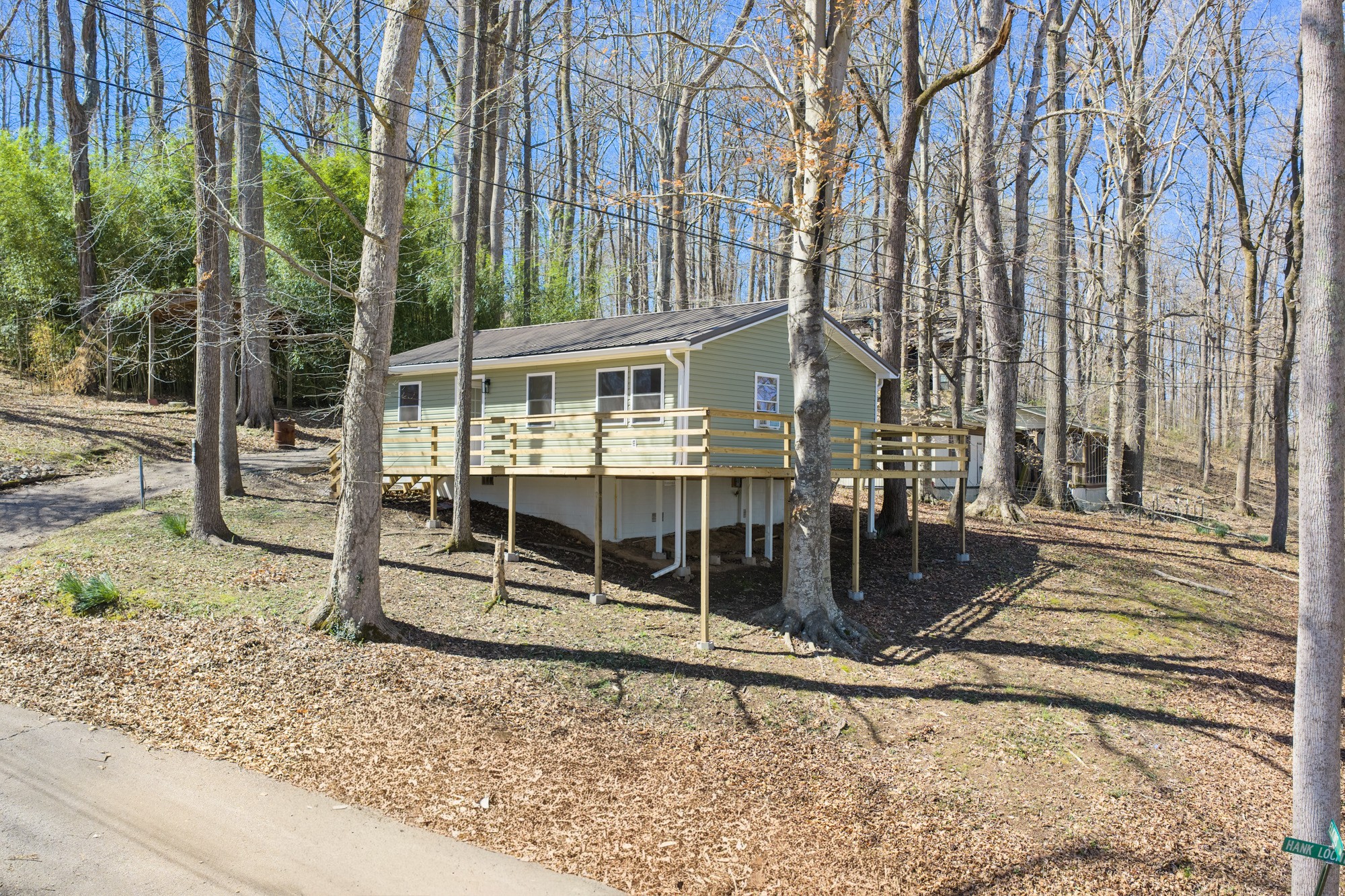 159 Hanklochte Drive Decaturville, TN 38329 - Photo 3 of 31