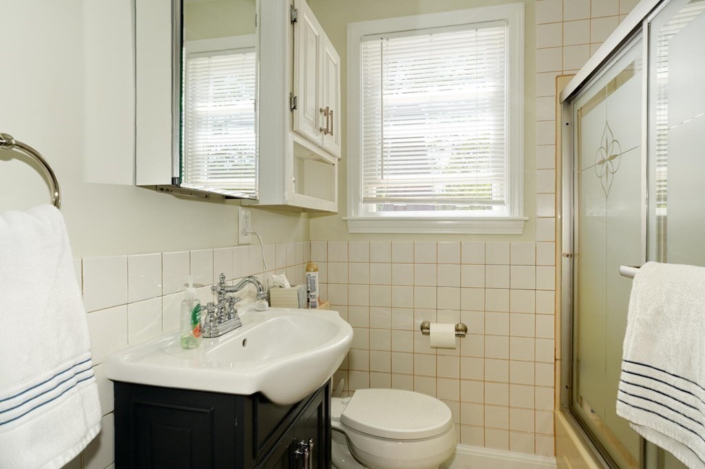 20 Meadow Road Northborough, MA 01532 - Photo 18 of 30 Gallery Image 18