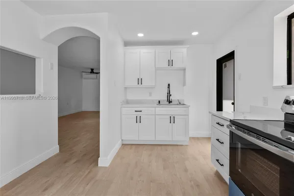 $2,000 | 14171 Southwest 37th Court, Unit 2, Davie, FL 33330