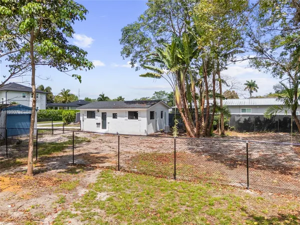 $2,375 | 14171 Southwest 37th Court, Unit 2, Davie, FL 33330