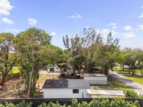 $2,375 | 14171 Southwest 37th Court, Unit 2, Davie, FL 33330