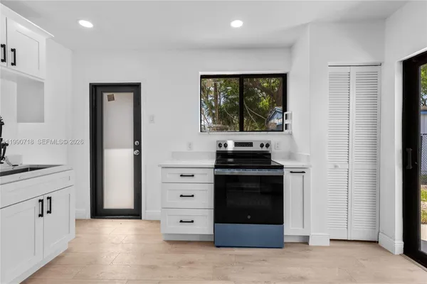 $2,375 | 14171 Southwest 37th Court, Unit 2, Davie, FL 33330