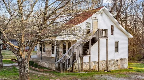 $169,000 | 1060 North Scales Street, Reidsville, NC 27320