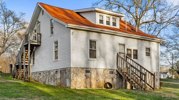 $169,000 | 1060 North Scales Street, Reidsville, NC 27320